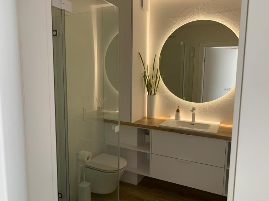 Apartament Nadmorski Z Basenem Klifowa Rewal Bagian luar foto