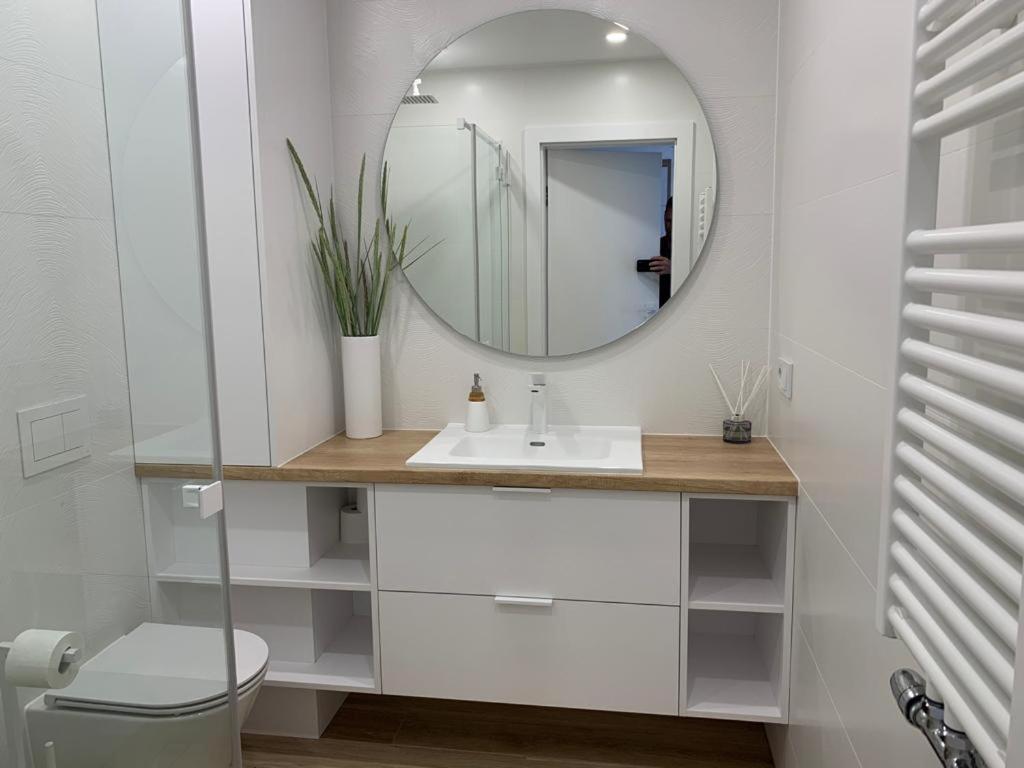 Apartament Nadmorski Z Basenem Klifowa Rewal Bagian luar foto